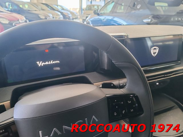 LANCIA Ypsilon usata, con Park Distance Control
