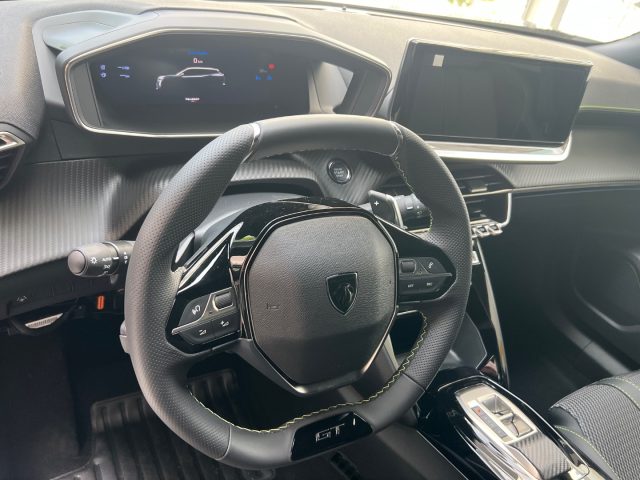 PEUGEOT 2008 usata, con Controllo trazione