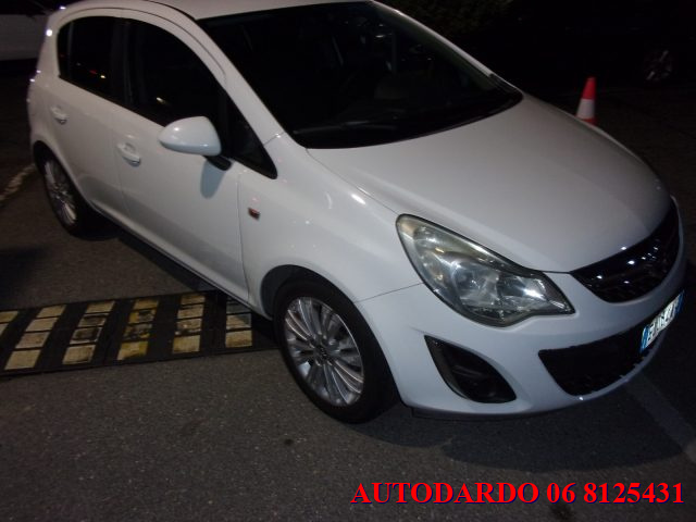 OPEL Corsa usata, con Specchietti laterali elettrici