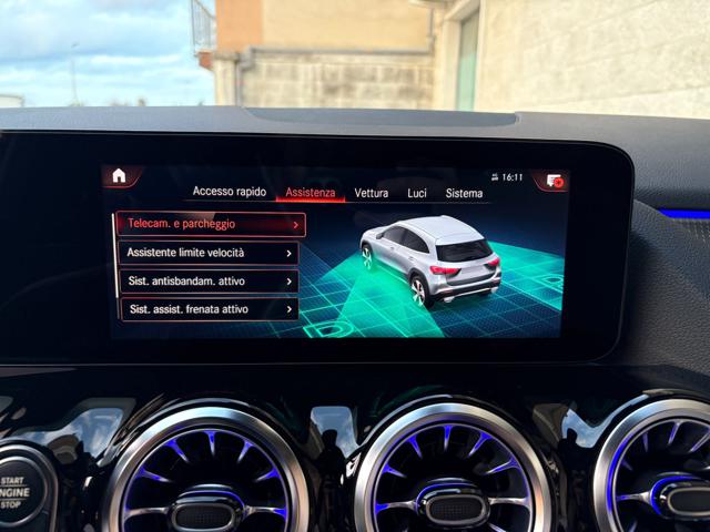 MERCEDES-BENZ GLA 200 usata, con Chiusura centralizzata senza chiave