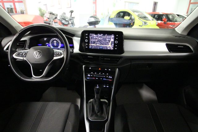 VOLKSWAGEN T-Roc usata, con Controllo automatico clima