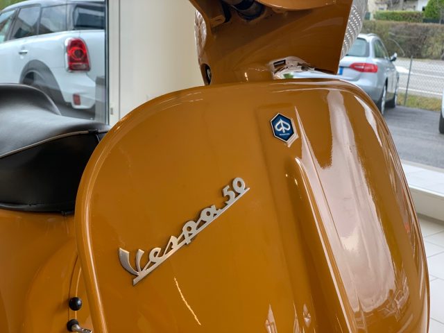 PIAGGIO Vespa 50 R usata 1