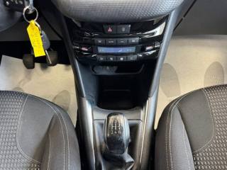 PEUGEOT 208 usata, con ESP