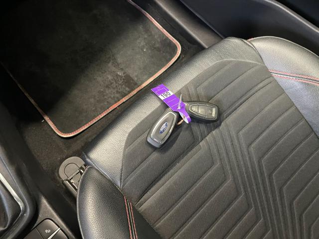 FORD Puma usata, con USB