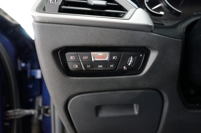 BMW 318 usata, con Apple CarPlay
