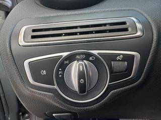MERCEDES-BENZ C 300 usata, con Park Distance Control