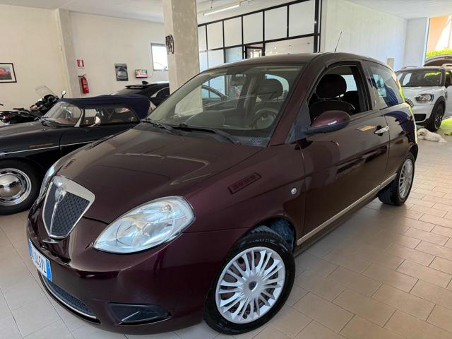 LANCIA Ypsilon usata, con Autoradio