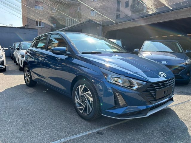 HYUNDAI i20 usata, con Airbag