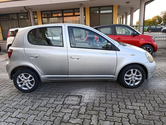 TOYOTA Yaris usata, con Ruotino