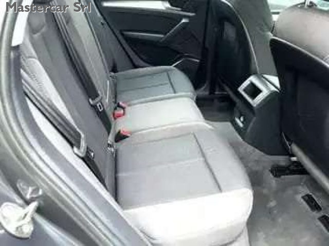 AUDI Q5 usata, con Autoradio