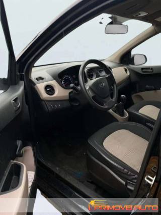 HYUNDAI i10 usata, con Airbag laterali