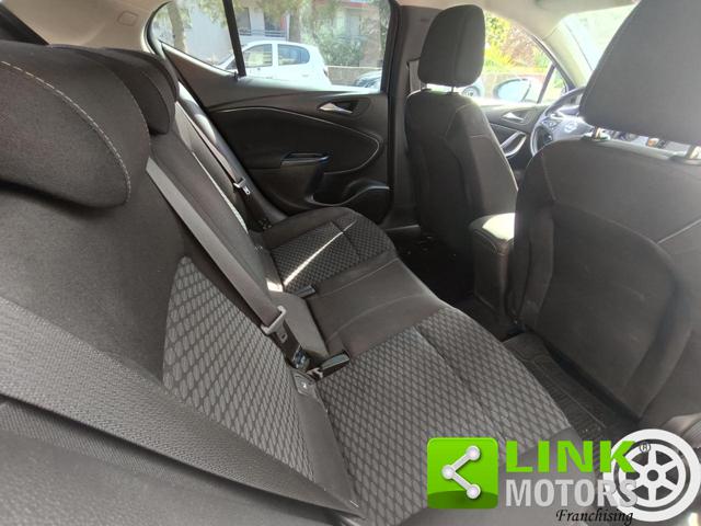 OPEL Astra usata, con Hill holder