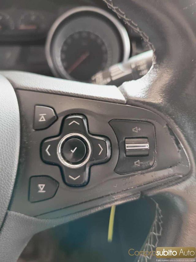 OPEL Astra usata, con Sedile posteriore sdoppiato