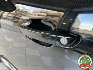 PEUGEOT 3008 usata, con Autoradio digitale