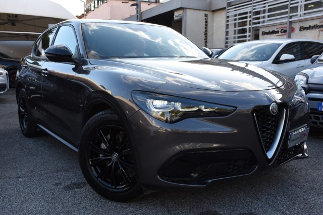 ALFA ROMEO Stelvio usata, con Airbag