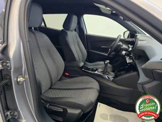 PEUGEOT 2008 usata, con Luci diurne LED