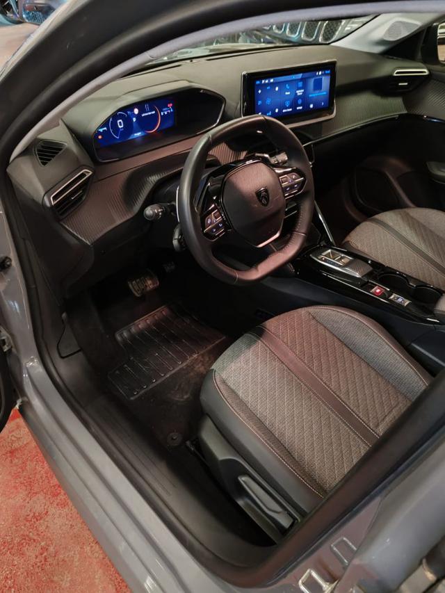 PEUGEOT 208 usata, con Autoradio