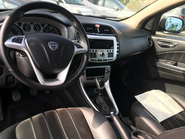 LANCIA Delta usata, con Airbag laterali