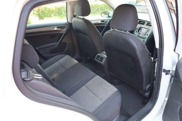 VOLKSWAGEN Golf usata 69