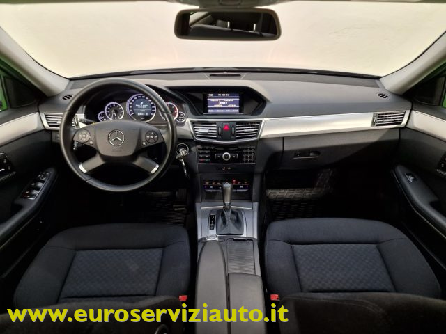 MERCEDES-BENZ E 220 usata, con Fari Xenon