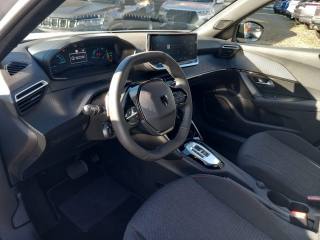 PEUGEOT 2008 usata, con Fari LED