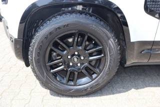 LAND ROVER Defender usata, con Antifurto