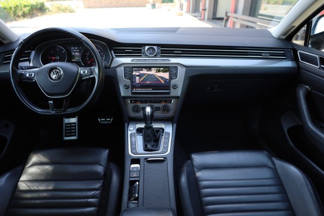 VOLKSWAGEN Passat Alltrack usata, con Servosterzo
