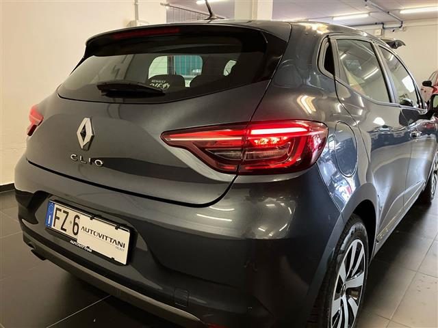 RENAULT Clio usata 7