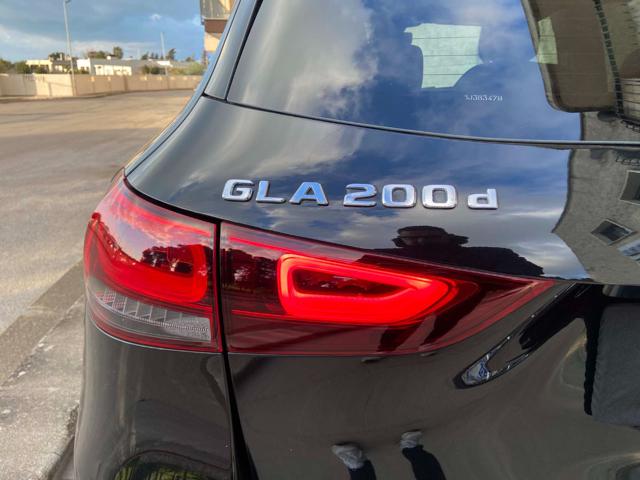 MERCEDES-BENZ GLA 200 usata, con Volante multifunzione