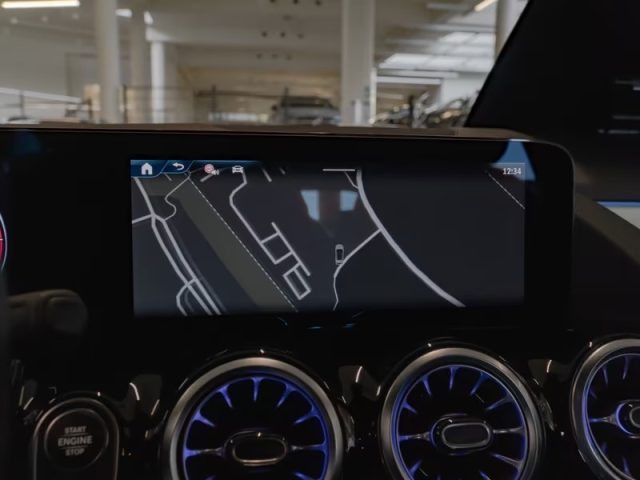 MERCEDES-BENZ B 200 usata, con Interni in pelle