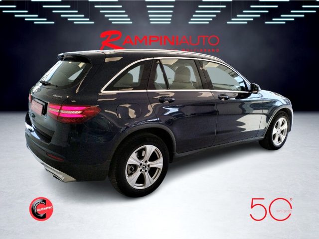 MERCEDES-BENZ GLC 220 usata 7