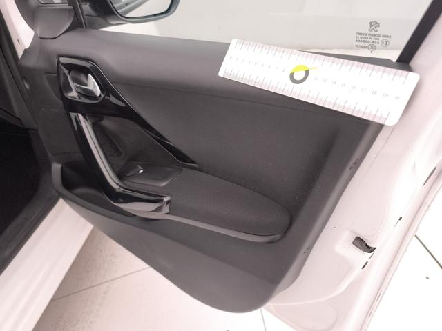 PEUGEOT 208 usata 35
