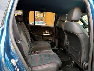 MERCEDES-BENZ GLB 200 usata, con Park Distance Control