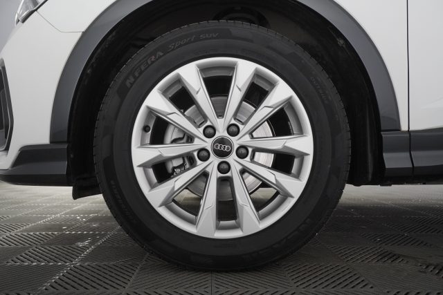 AUDI Q3 usata 8