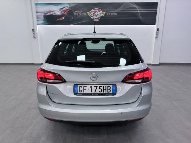 OPEL Astra usata, con Autoradio