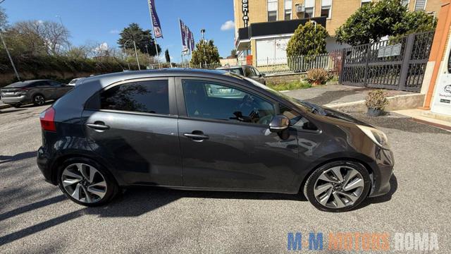 KIA Rio usata, con Alzacristalli elettrici