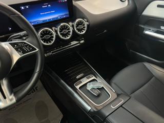 MERCEDES-BENZ GLA 200 usata, con Controllo automatico clima