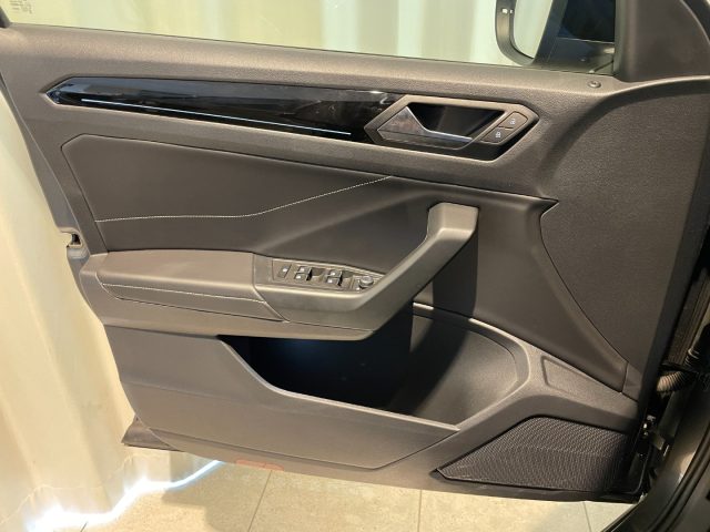 VOLKSWAGEN T-Roc usata, con ESP