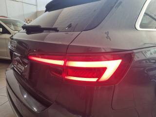 AUDI A4 usata, con Volante multifunzione