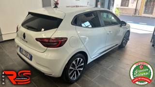 RENAULT Clio usata, con Autoradio