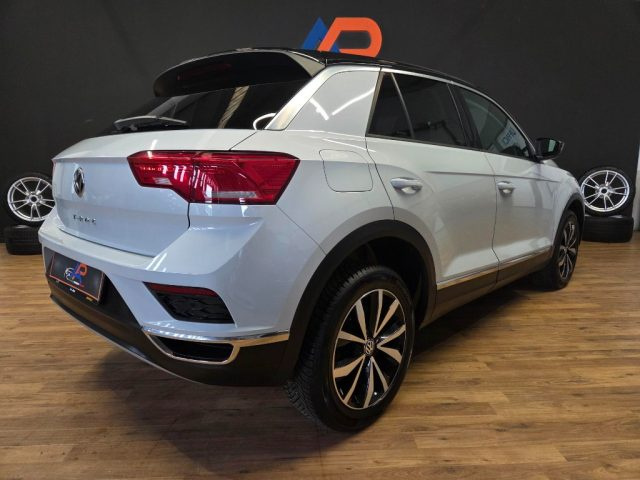 VOLKSWAGEN T-Roc usata, con Autoradio