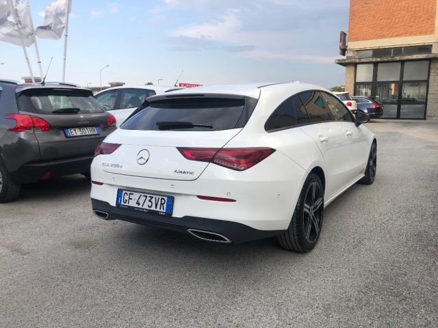 MERCEDES-BENZ CLA 200 usata, con Chiusura centralizzata