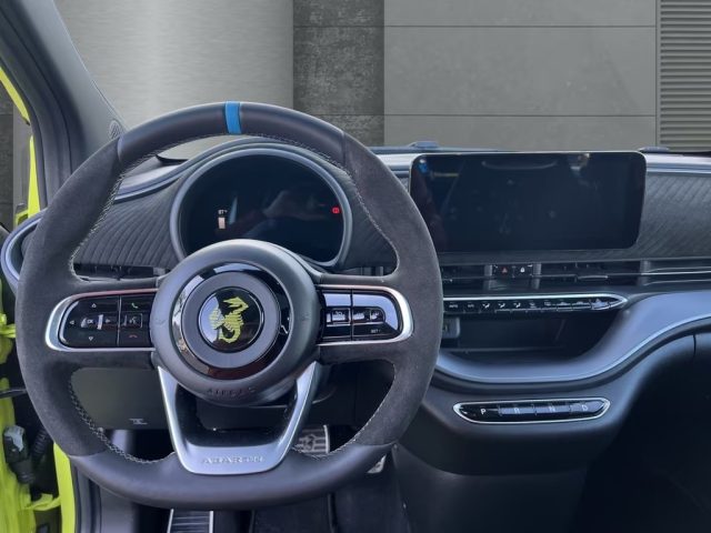 ABARTH 500e usata, con Boardcomputer