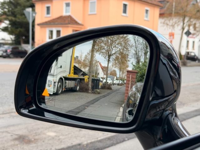 MERCEDES-BENZ SLC 300 usata, con Interni in pelle