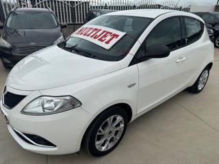 LANCIA Ypsilon usata, con Airbag