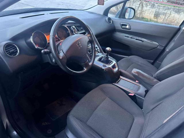 PEUGEOT 5008 usata, con Climatizzatore