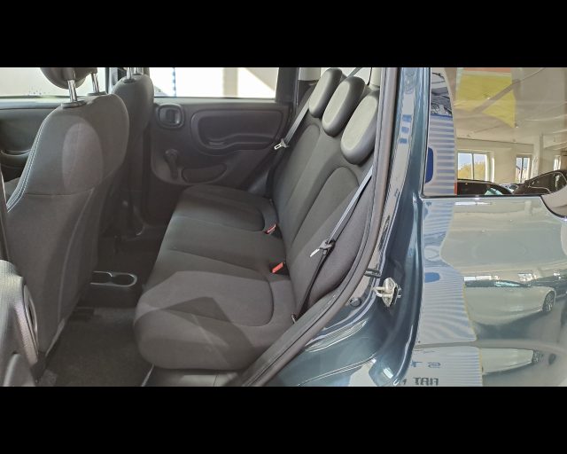 FIAT New Panda usata 19