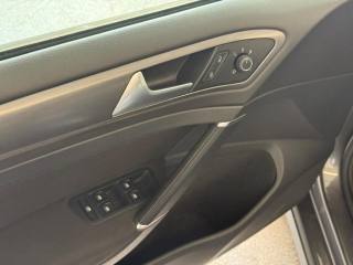 VOLKSWAGEN Golf usata, con Interni in pelle