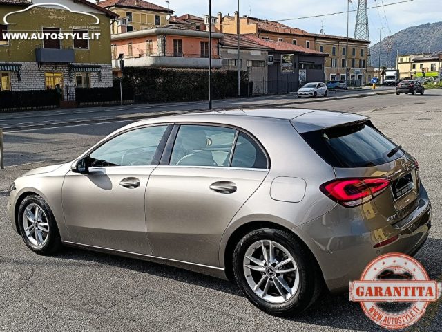 MERCEDES-BENZ A 180 usata, con Telecamera per parcheggio assistito