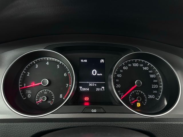 VOLKSWAGEN Golf usata, con Climatizzatore